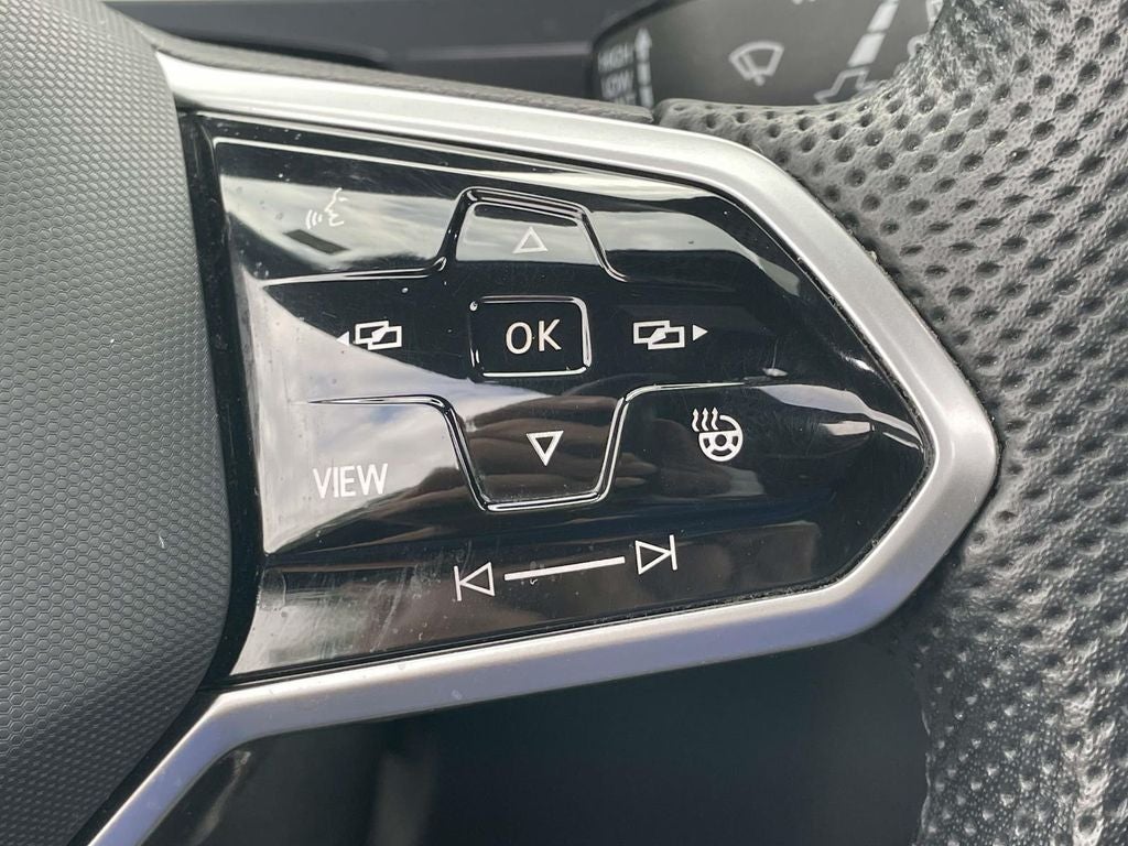 2022 Volkswagen Tiguan 2.0T SEL R-Line