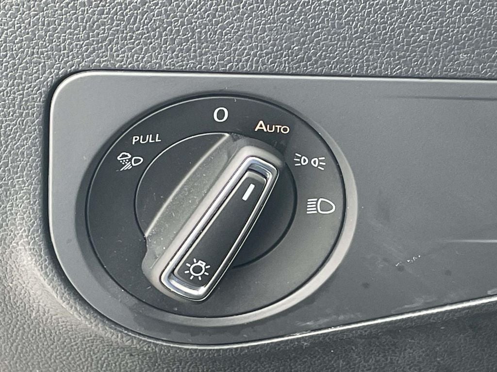 2022 Volkswagen Tiguan 2.0T SEL R-Line