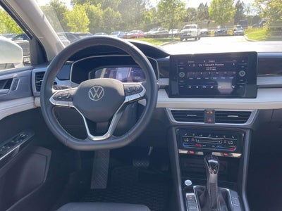 2025 Volkswagen Taos 1.5T SEL