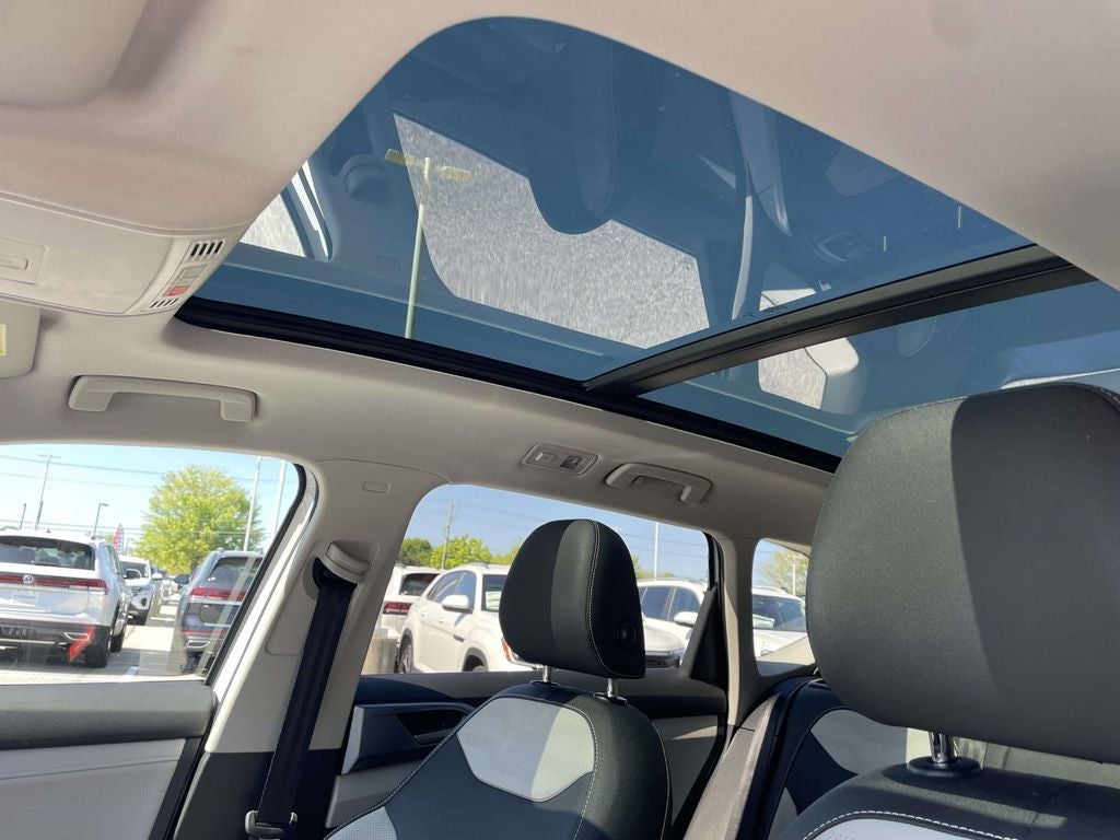 2025 Volkswagen Taos 1.5T SEL