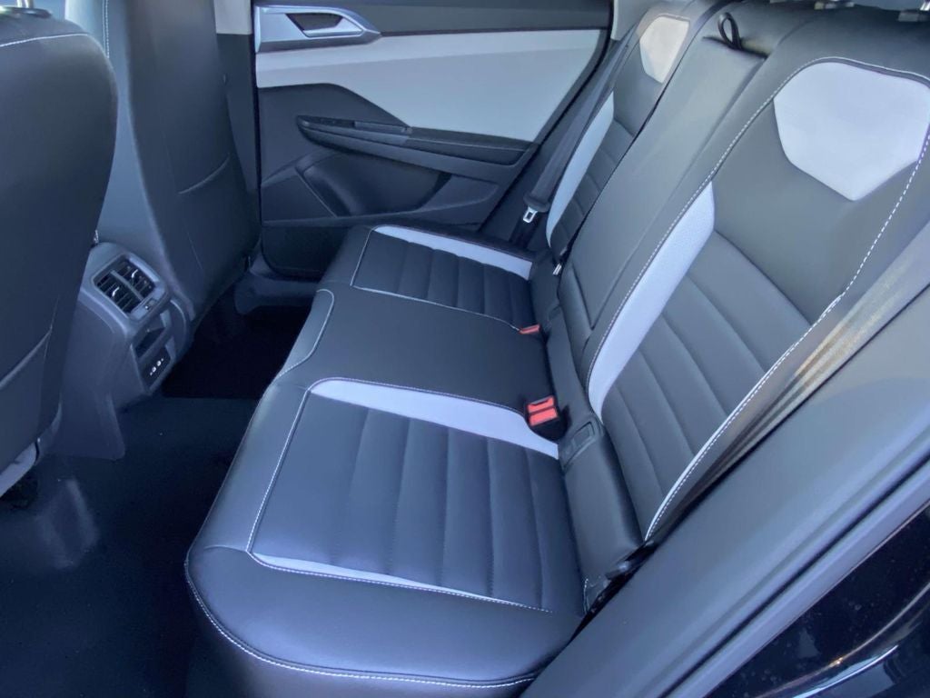 2026 Volkswagen Taos 1.5T SEL