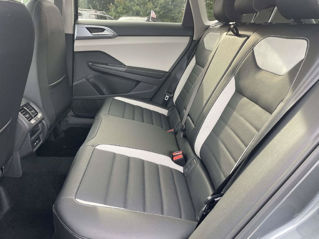 2027 Volkswagen Taos 1.5T SEL