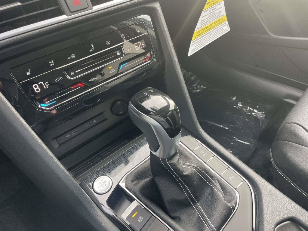 2027 Volkswagen Taos 1.5T SEL