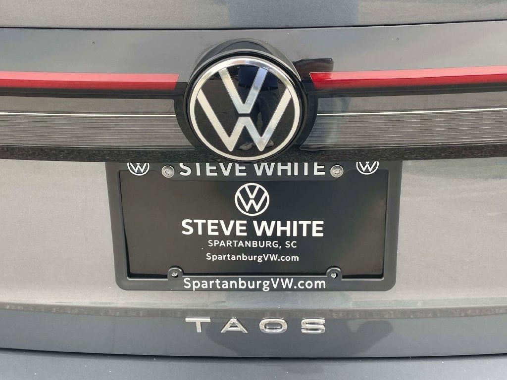 2027 Volkswagen Taos 1.5T SEL