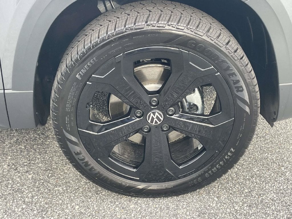 2027 Volkswagen Taos 1.5T SEL