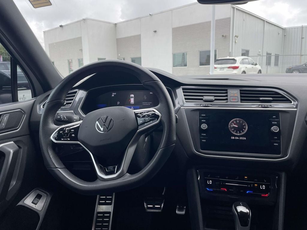 2024 Volkswagen Tiguan 2.0T SE R-Line Black