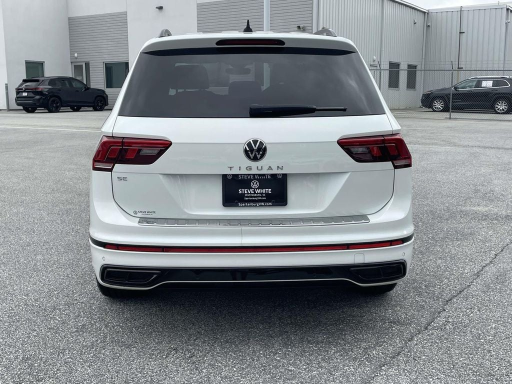 2024 Volkswagen Tiguan 2.0T SE R-Line Black