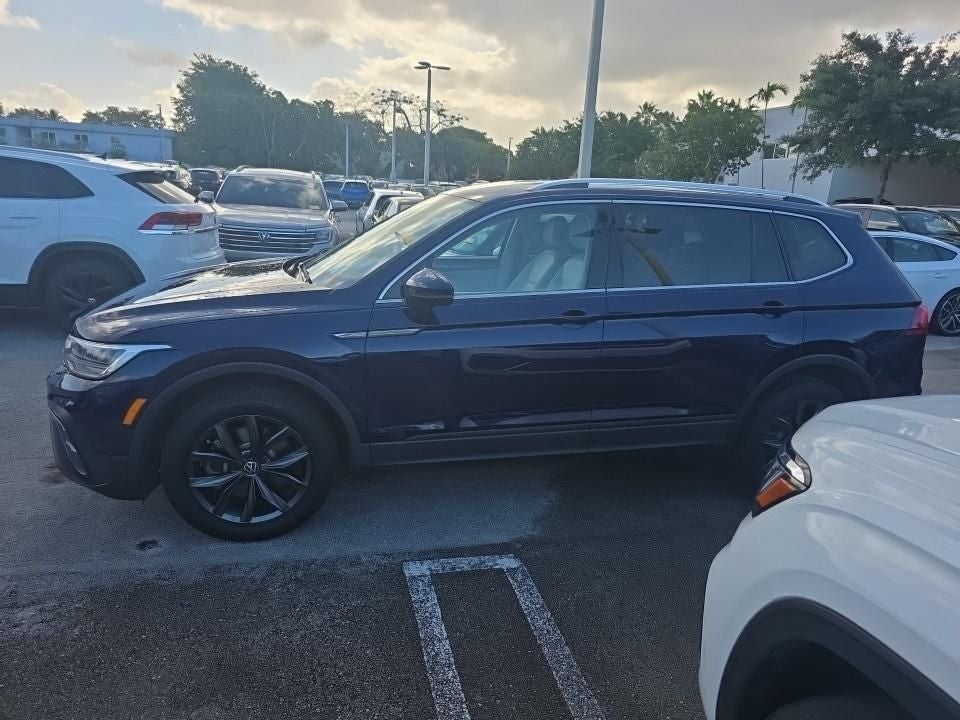 2023 Volkswagen Tiguan 2.0T SE R-Line Black