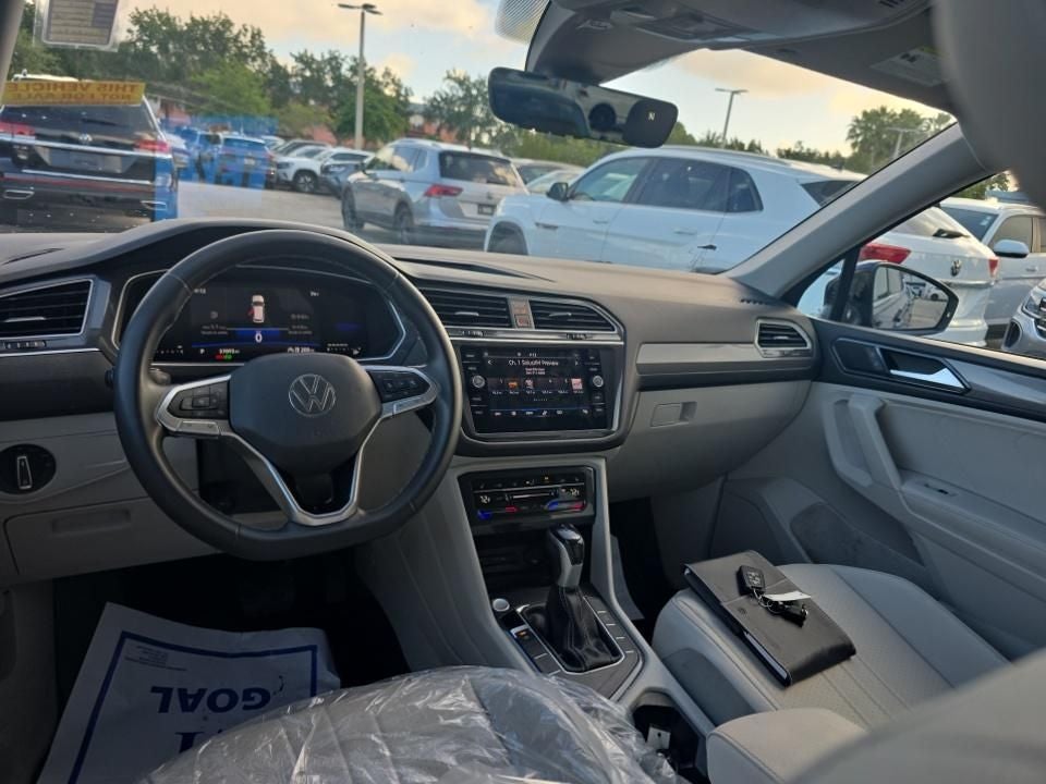 2023 Volkswagen Tiguan 2.0T SE R-Line Black