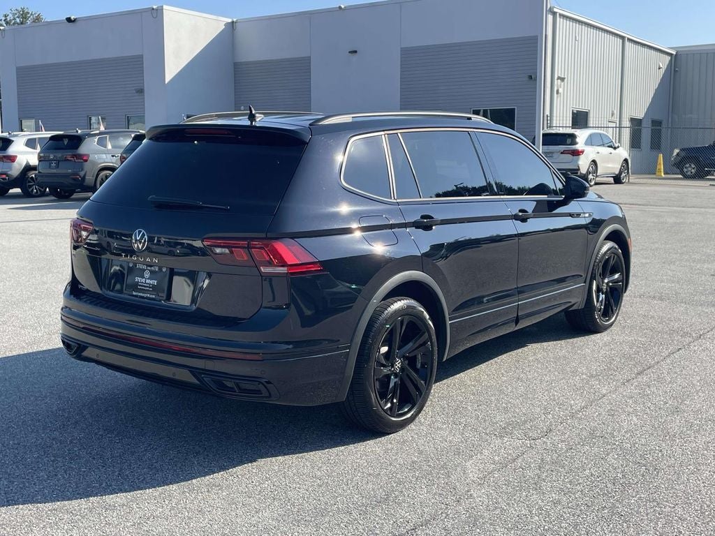 2024 Volkswagen Tiguan 2.0T SE R-Line Black