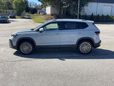 2027 Volkswagen Taos 1.5T SE