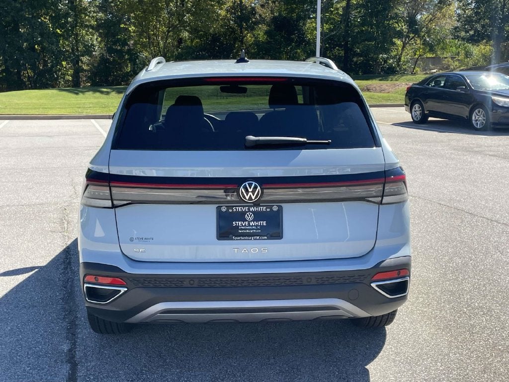 2027 Volkswagen Taos 1.5T SE