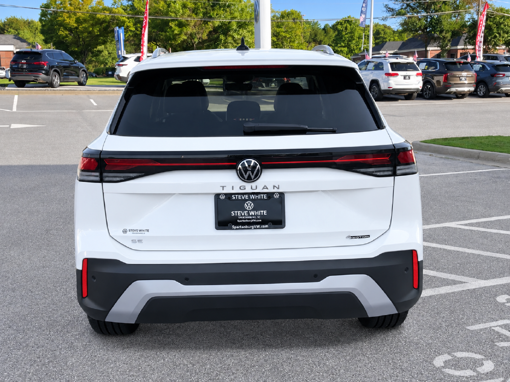 2026 Volkswagen Tiguan 2.0T SE