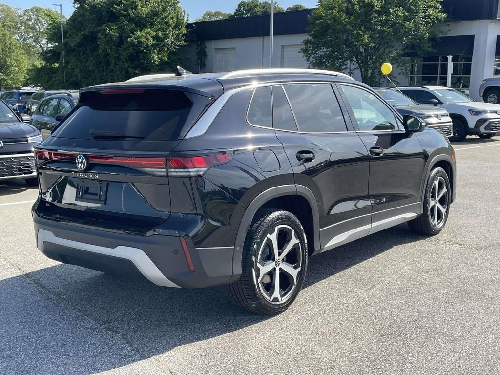 2025 Volkswagen Tiguan 2.0T SE