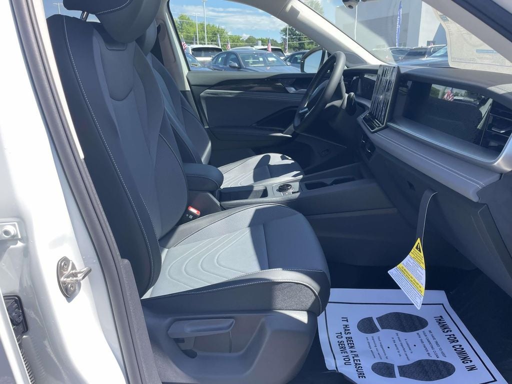 2026 Volkswagen Tiguan 2.0T SE