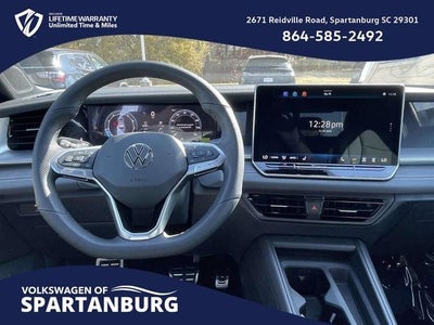 2026 Volkswagen Tiguan 2.0T SE R-Line Black