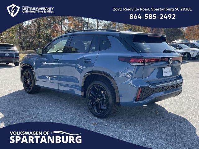 2026 Volkswagen Tiguan 2.0T SE R-Line Black