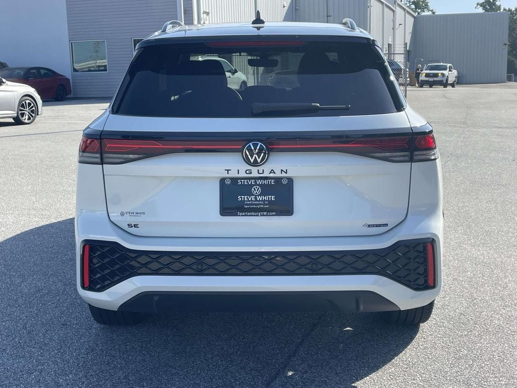 2026 Volkswagen Tiguan 2.0T SE R-Line Black