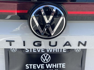 2026 Volkswagen Tiguan 2.0T SE R-Line Black