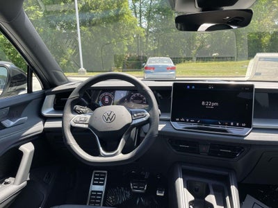 2026 Volkswagen Tiguan 2.0T SE R-Line Black