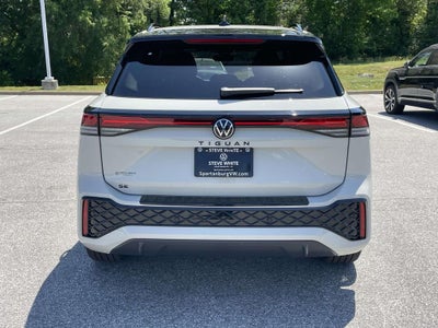 2026 Volkswagen Tiguan 2.0T SE R-Line Black