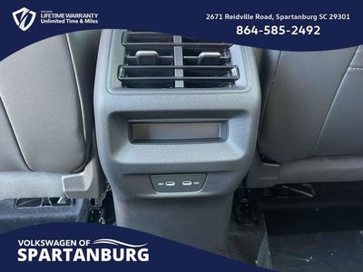 2026 Volkswagen Tiguan 2.0T SE R-Line Black