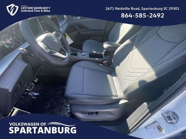 2026 Volkswagen Tiguan 2.0T SE R-Line Black