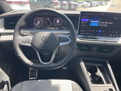 2026 Volkswagen Tiguan SE R-Line Black