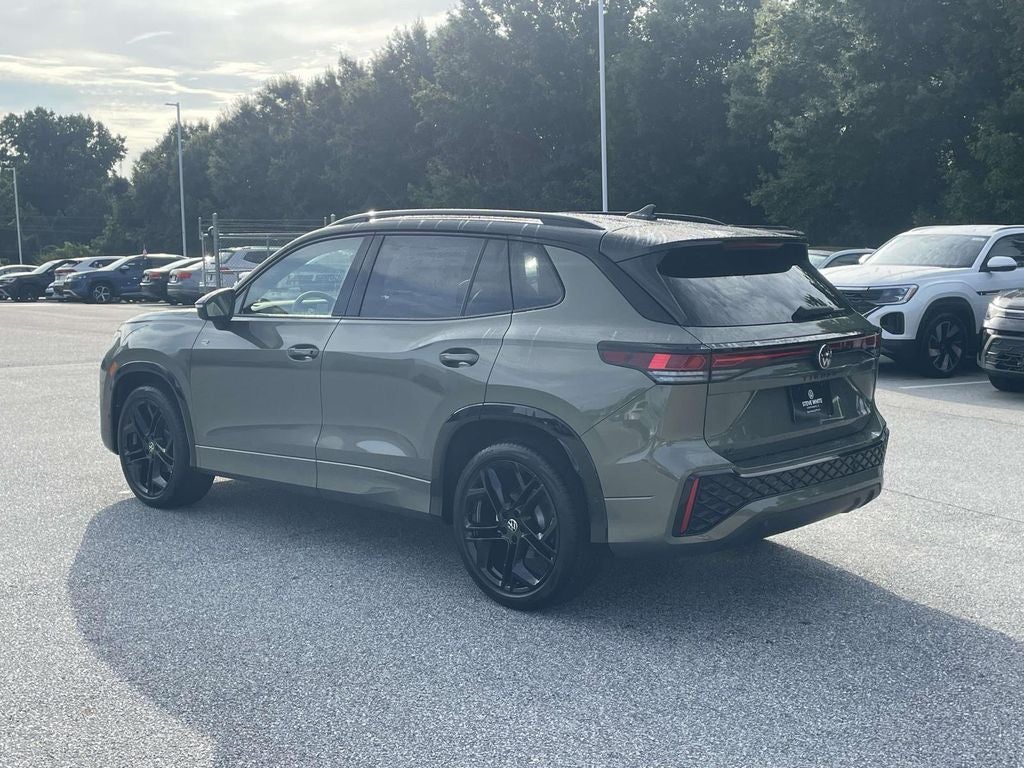 2026 Volkswagen Tiguan 2.0T SE R-Line Black