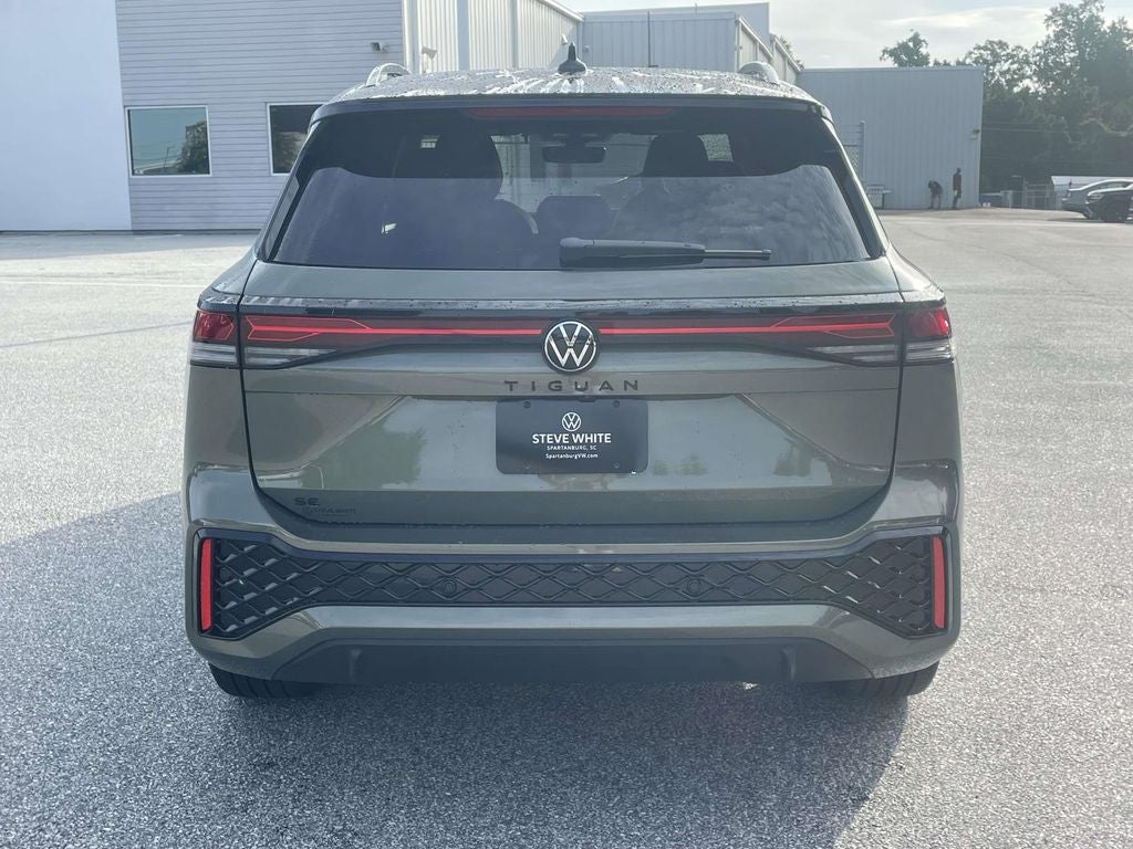 2026 Volkswagen Tiguan 2.0T SE R-Line Black