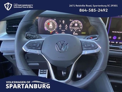 2026 Volkswagen Tiguan 2.0T SE R-Line Black