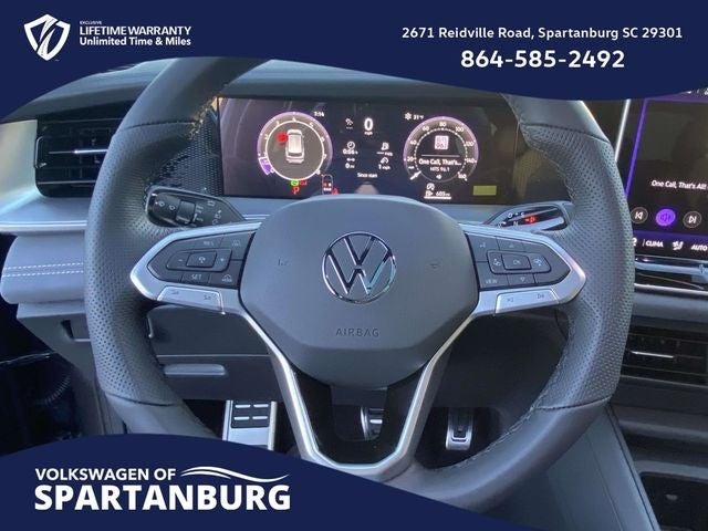 2026 Volkswagen Tiguan 2.0T SE R-Line Black