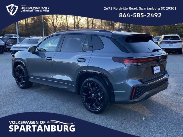 2026 Volkswagen Tiguan 2.0T SE R-Line Black