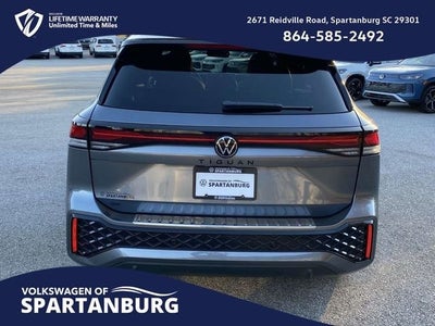 2026 Volkswagen Tiguan 2.0T SE R-Line Black