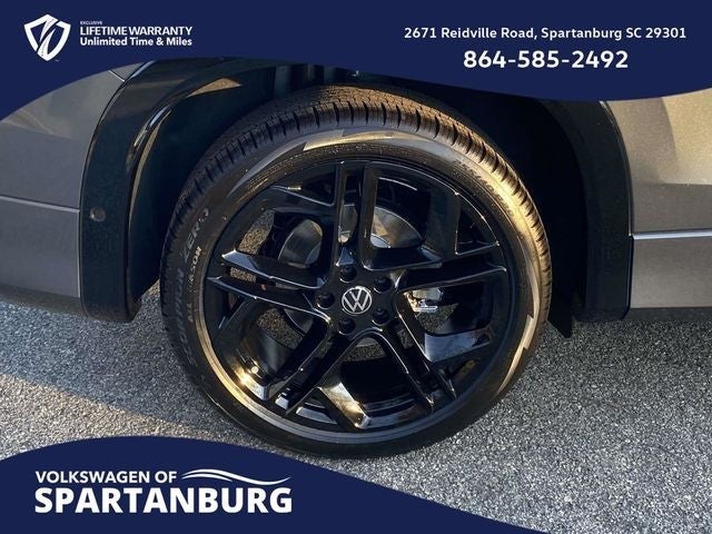 2026 Volkswagen Tiguan 2.0T SE R-Line Black