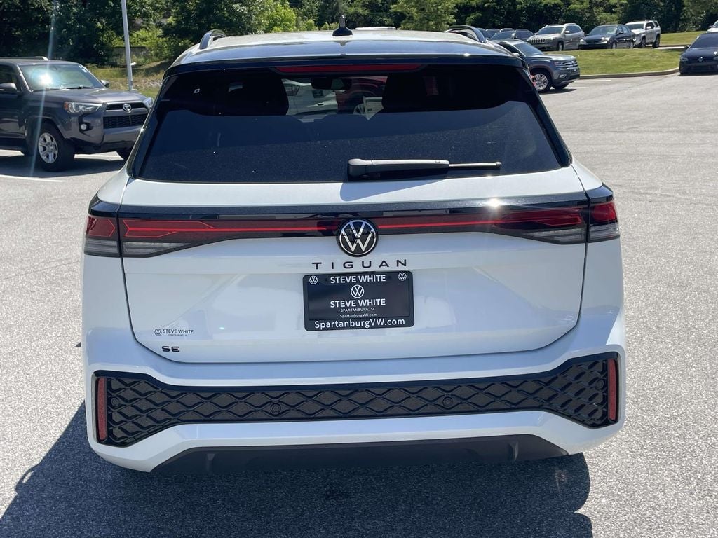 2026 Volkswagen Tiguan 2.0T SE R-Line Black