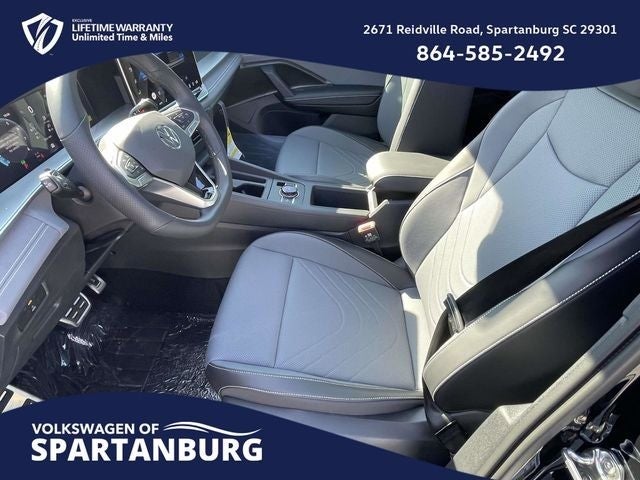 2026 Volkswagen Tiguan 2.0T SE R-Line Black