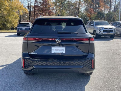 2026 Volkswagen Tiguan 2.0T SE R-Line Black