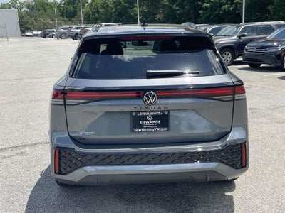 2026 Volkswagen Tiguan 2.0T SE R-Line Black