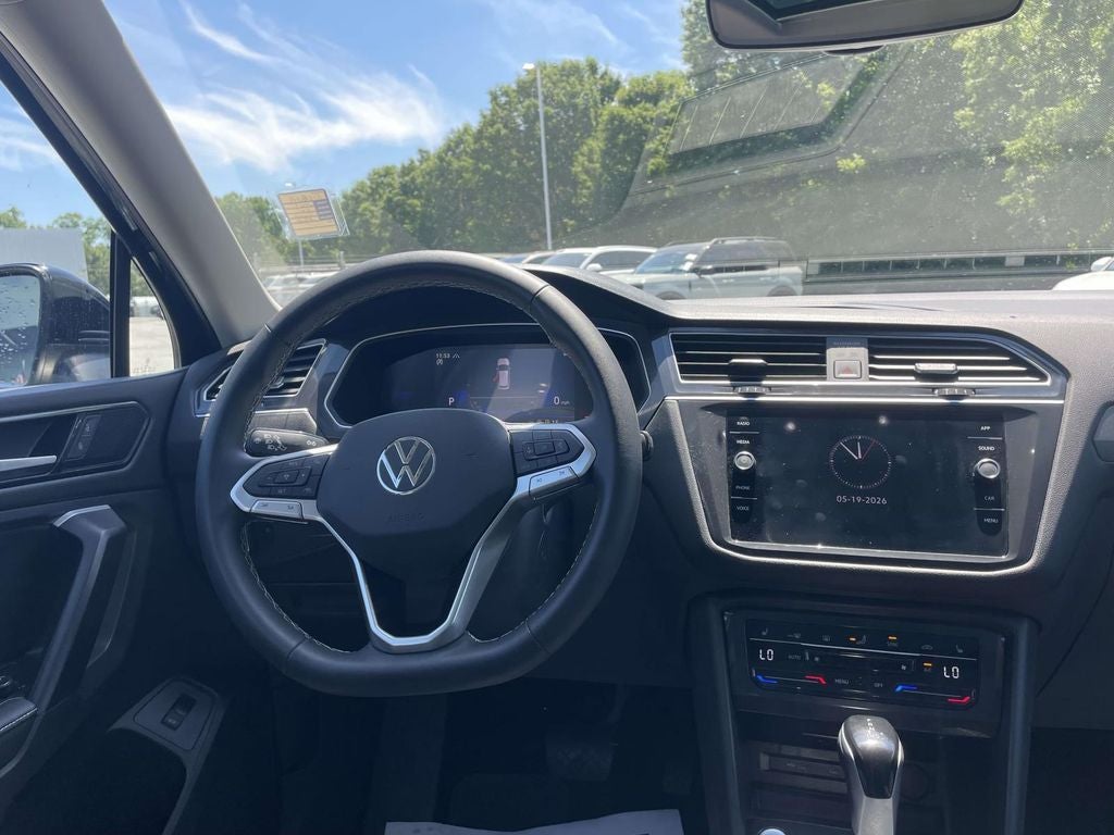 2024 Volkswagen Tiguan 2.0T SE