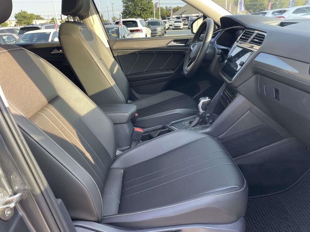 2023 Volkswagen Tiguan 2.0T SE