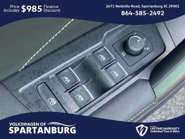 2023 Volkswagen Tiguan 2.0T SE