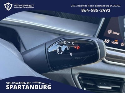 2026 Volkswagen Tiguan 2.0T SE