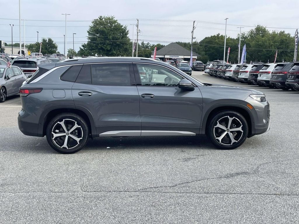 2026 Volkswagen Tiguan 2.0T SE