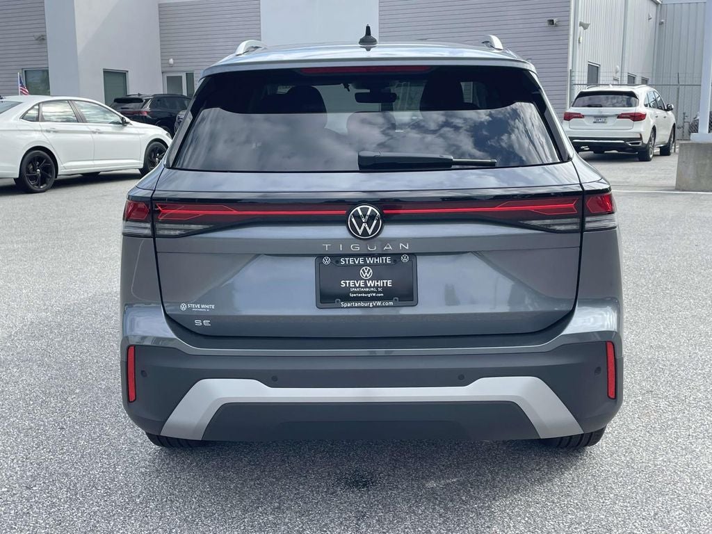 2026 Volkswagen Tiguan 2.0T SE
