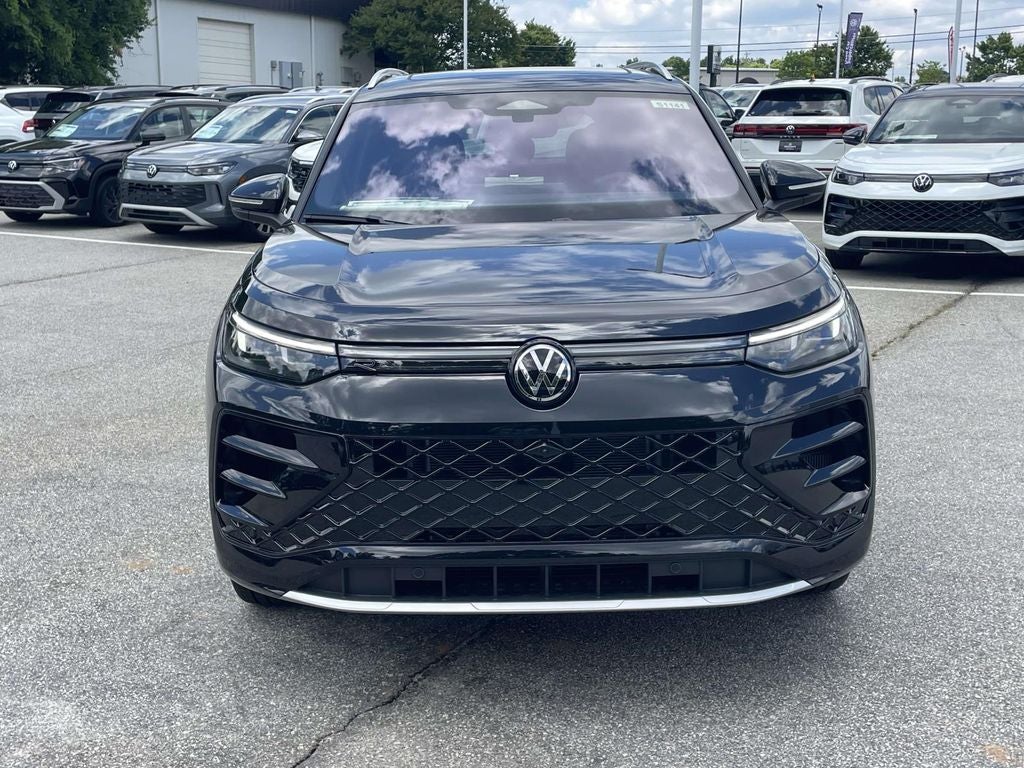 2026 Volkswagen Tiguan 2.0T SEL R-Line Turbo