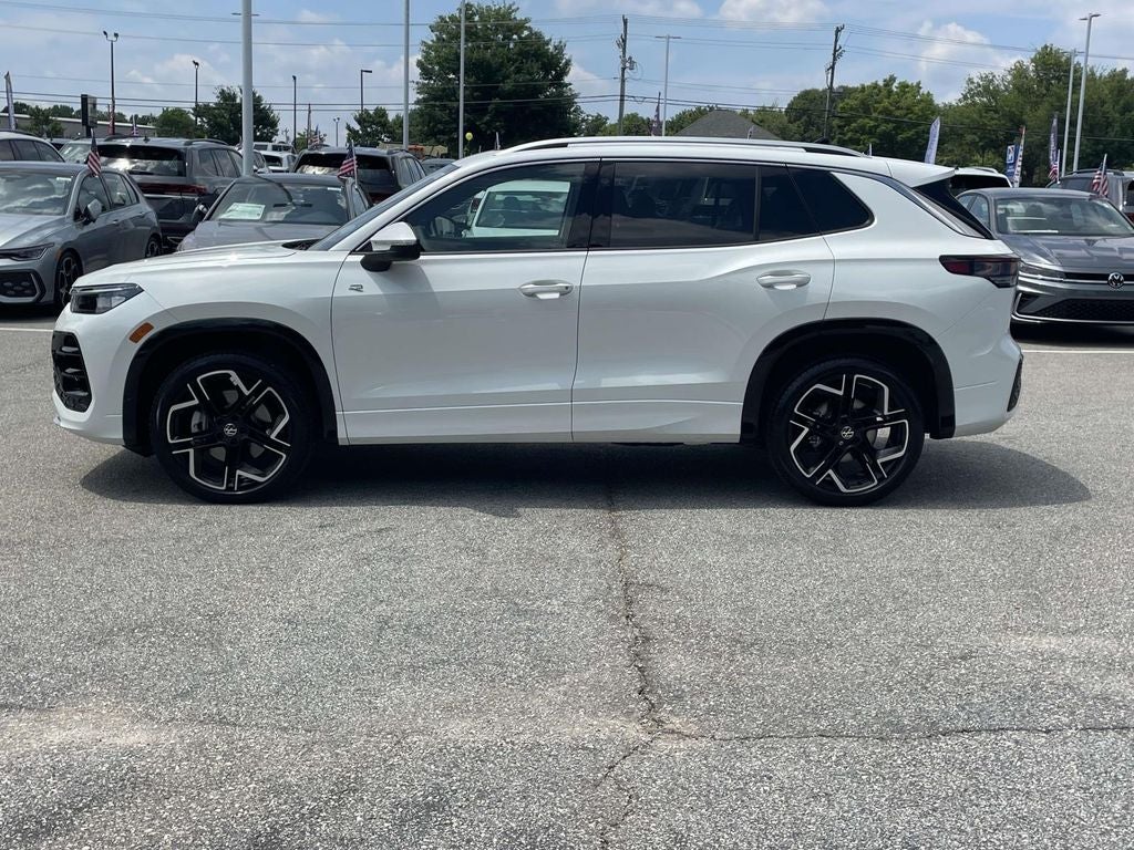 2026 Volkswagen Tiguan 2.0T SEL R-Line Turbo
