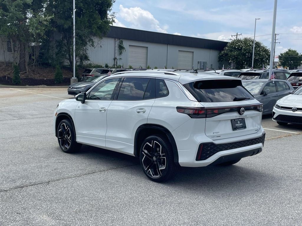 2026 Volkswagen Tiguan 2.0T SEL R-Line Turbo