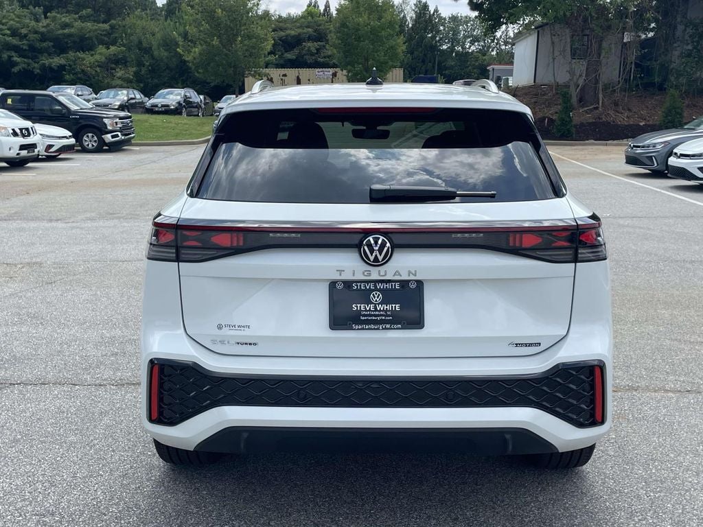 2026 Volkswagen Tiguan 2.0T SEL R-Line Turbo