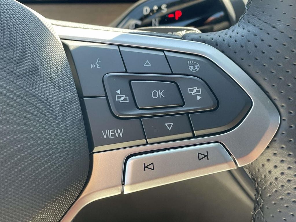2026 Volkswagen Tiguan 2.0T SEL R-Line Turbo